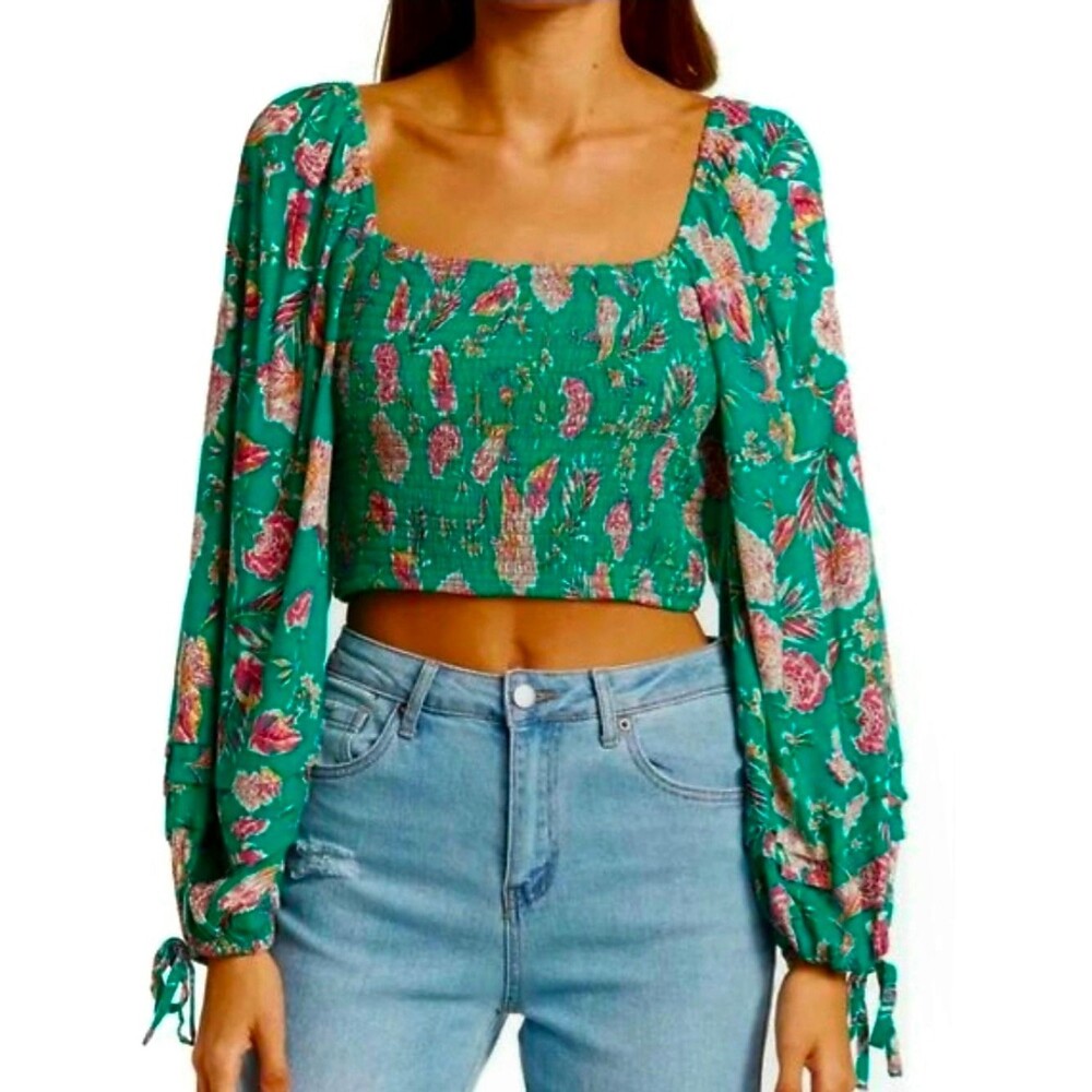 NEW BOG Collective Floral Smocked Square Neckline Festival Crop Top Size Small
